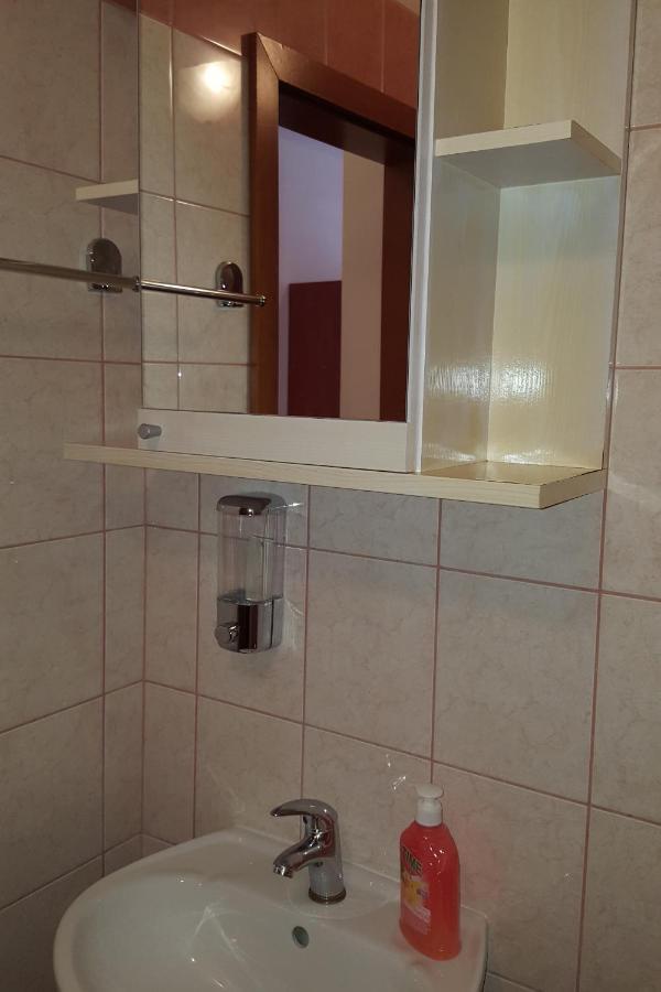 Apartments With A Parking Space Gradac, Makarska - 11332 Gradac  Eksteriør bilde