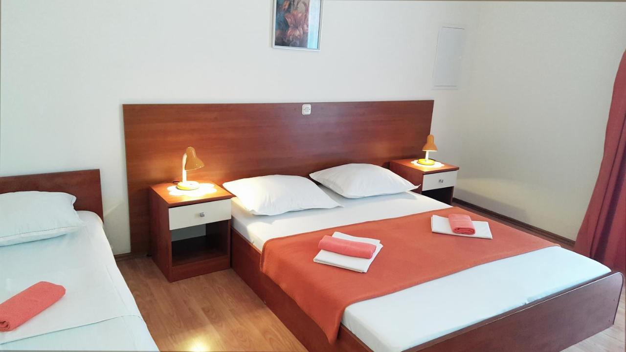 Apartments With A Parking Space Gradac, Makarska - 11332 Gradac  Eksteriør bilde
